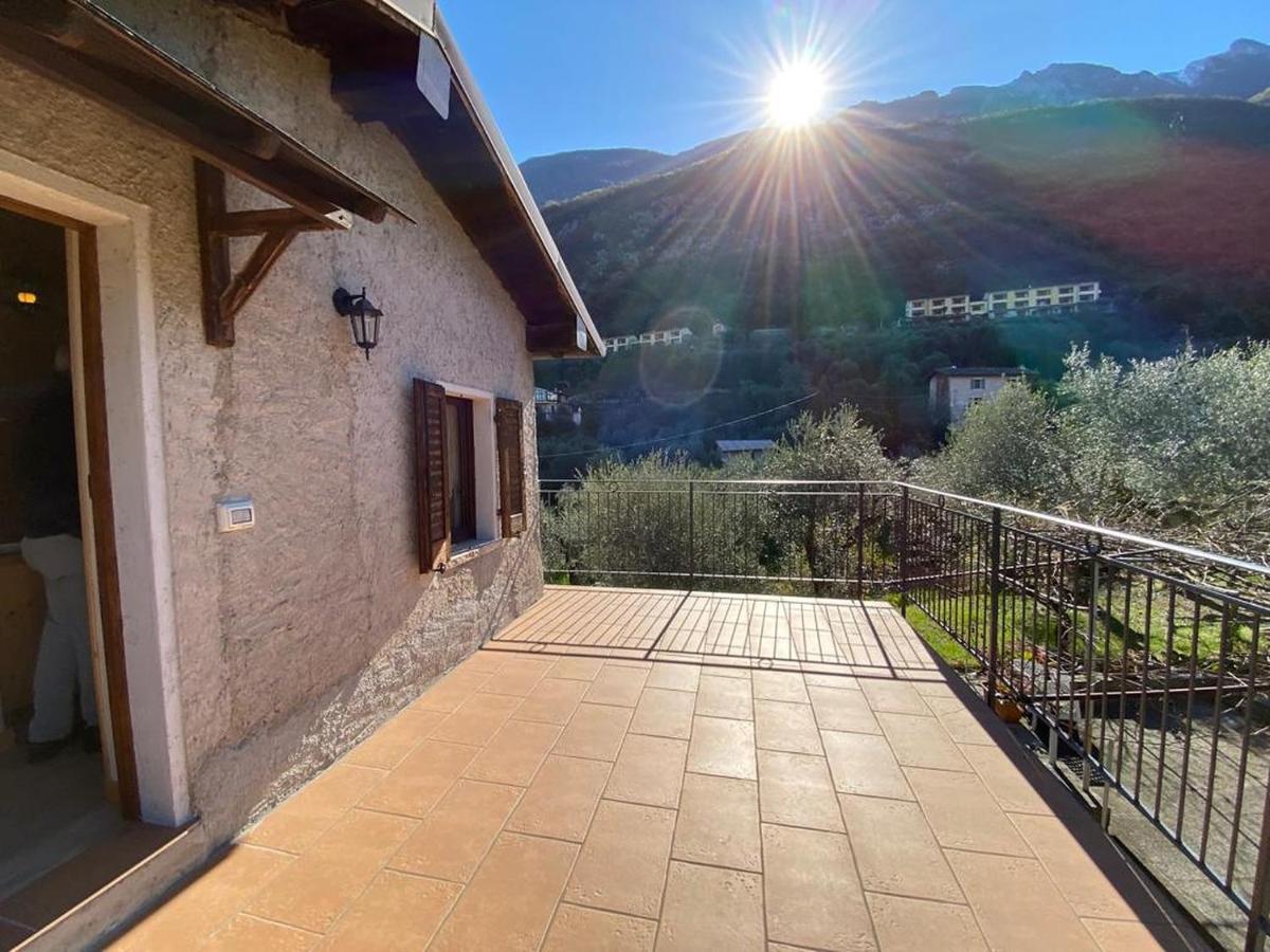 Apartamento Olive Grove House Malcesine Exterior foto